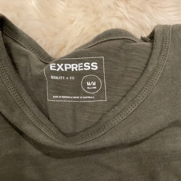 Express Men’s Size Medium Olive Long sleeved shirt - Picture 3 of 5